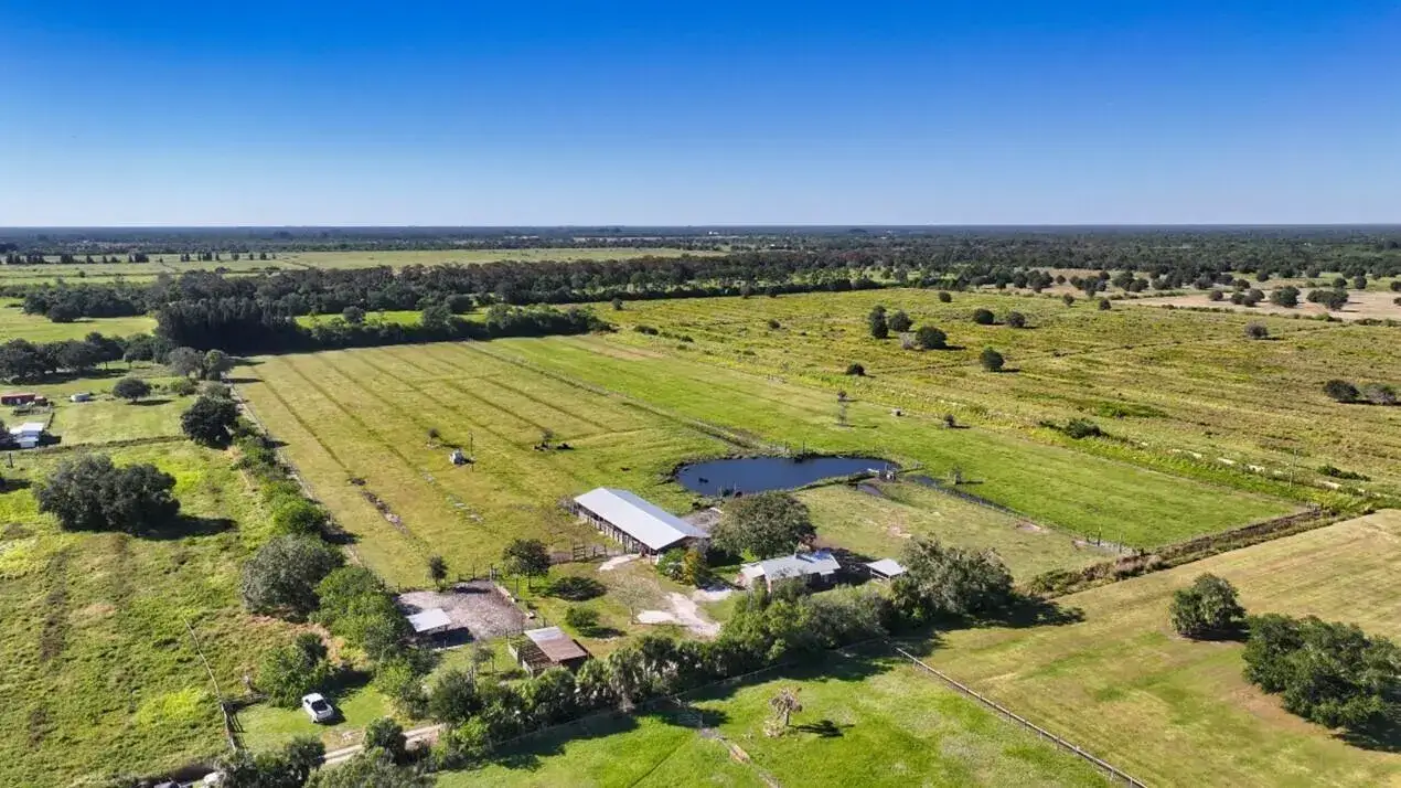 Commercial Land for sale at 7230 77th Street, Vero Beach FL 32967