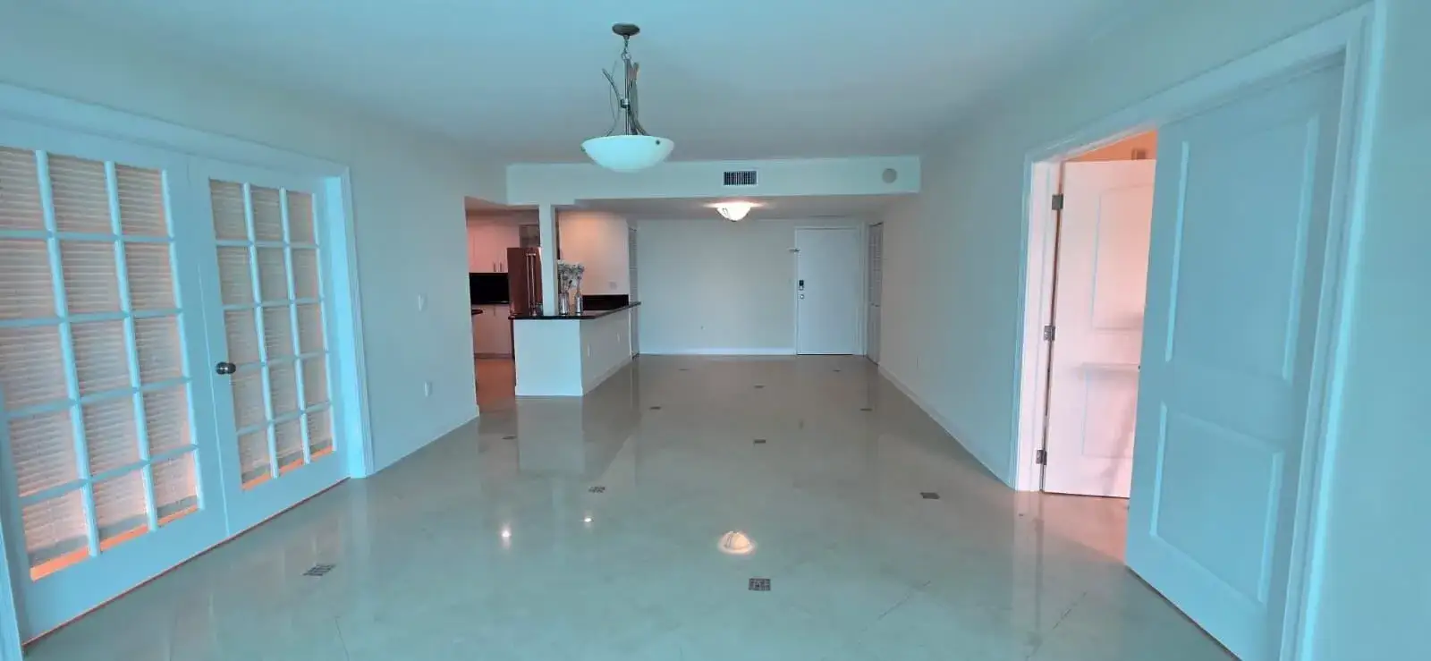 3 bedroom 3 bath Residential for sale at 11111 Biscayne Boulevard # 427, Miami FL 33181