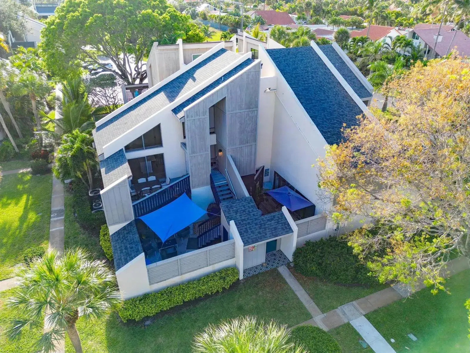 2 bedroom 2 bath Residential for sale at 1605 S Us Highway 1, Jupiter FL 33477