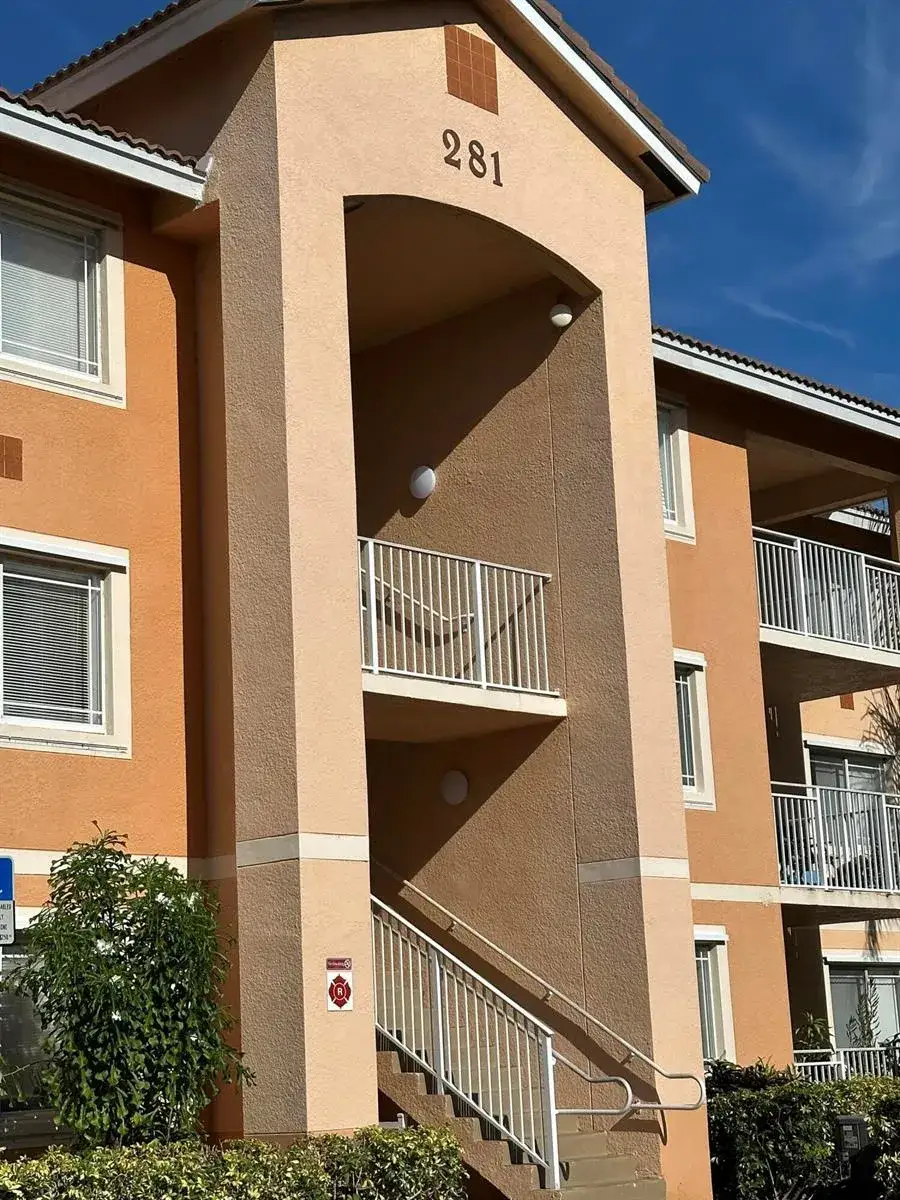 2 bedroom 2 bath Residential for sale at 281 SW Palm Drive # 201, Port St. Lucie FL 34986