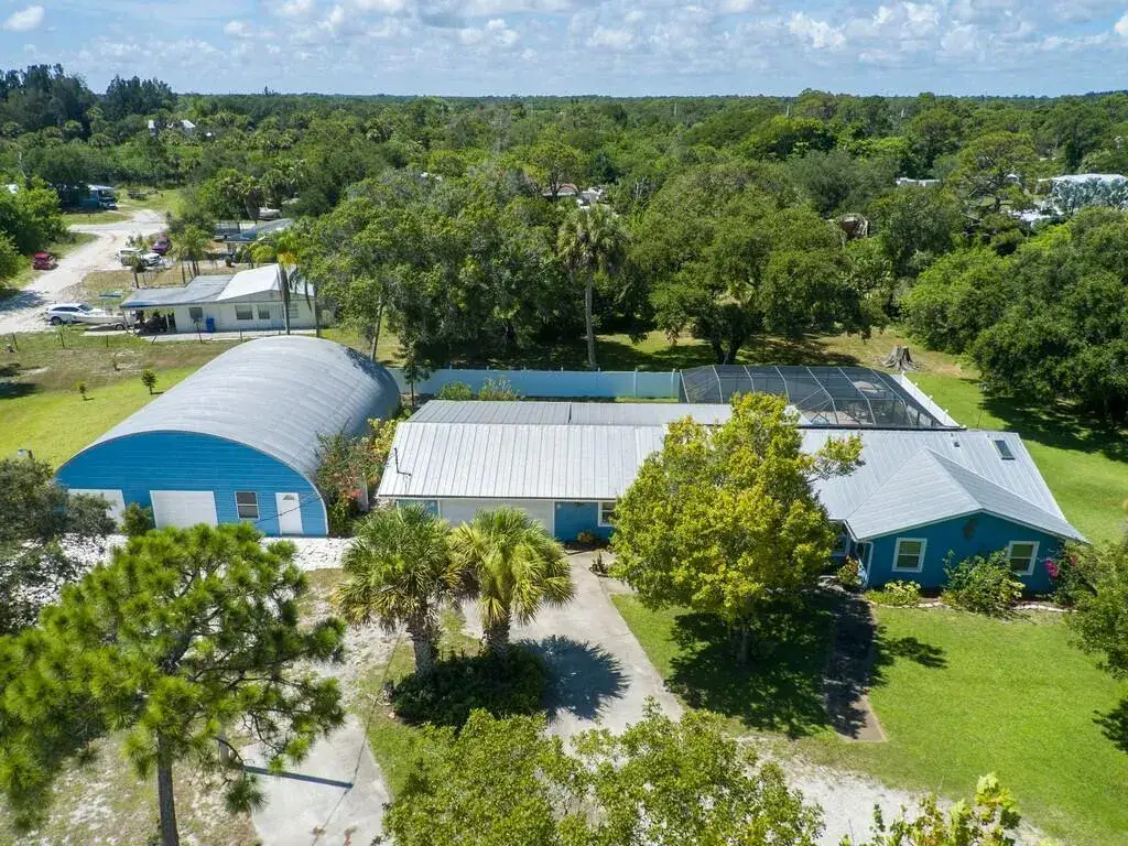 725 4th Avenue SW, Vero Beach FL 32962