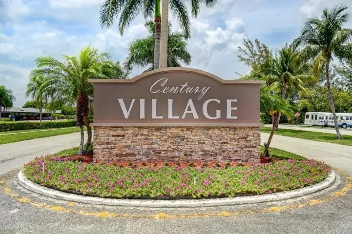 1 bedroom 1 bath Residential for sale at 53 Northampton C, West Palm Beach FL 33417