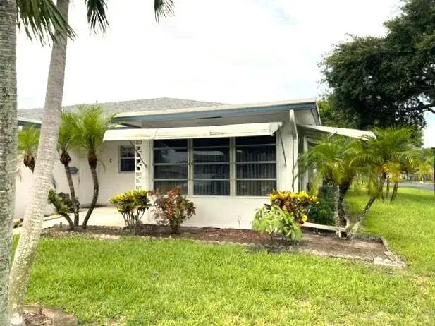 2 bedroom 2 bath Residential Lease for rent at 1152 Circle Drive # D, Delray Beach FL 33445
