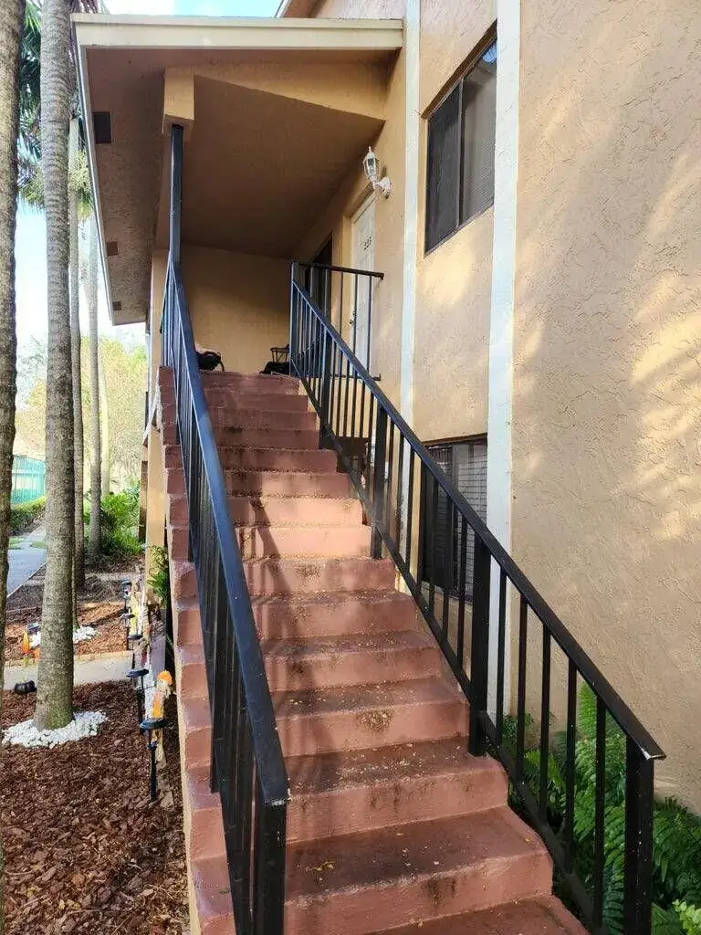 3 bedroom 2 bath Residential for sale at 6041 N 10th Ave Avenue # 225, FL 33463