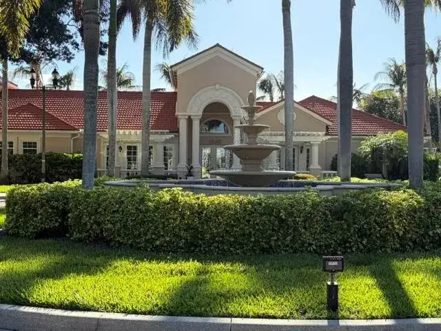 2 bedroom 2 bath Residential Lease for rent at 1590 S 42nd Circle S # 308, Vero Beach FL 32967