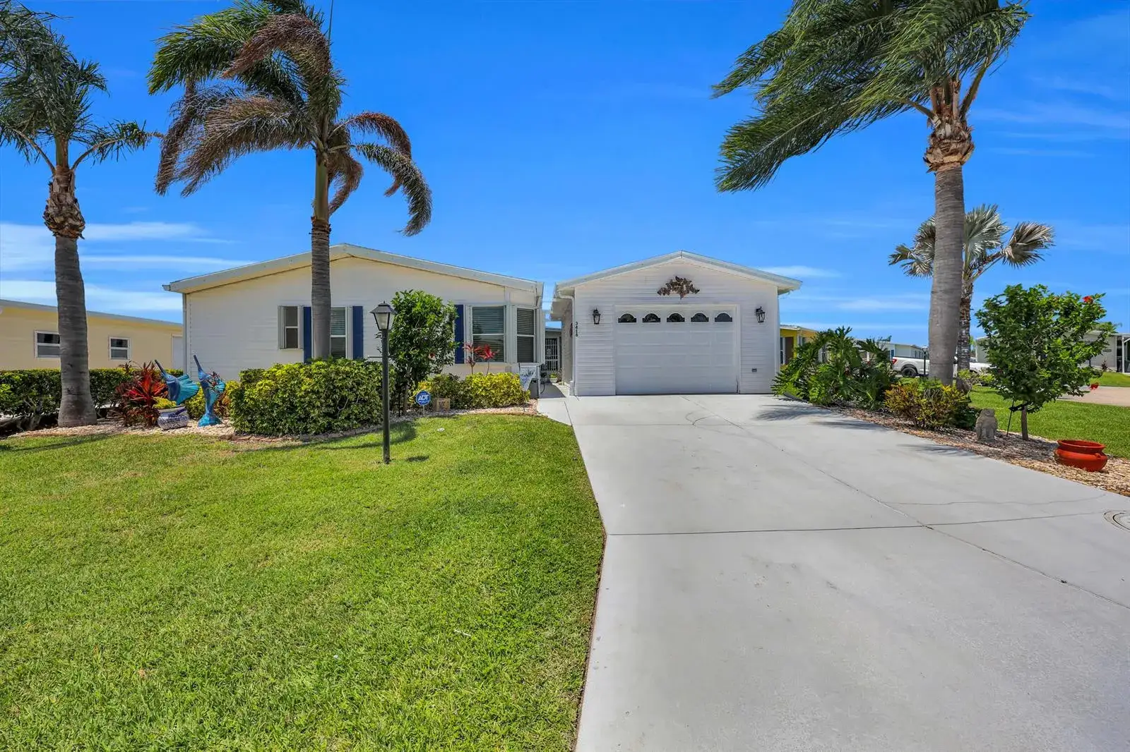 2 bedroom 2 bath Residential Lease for rent at 3416 Feriwinkle Court, Port St. Lucie FL 34952