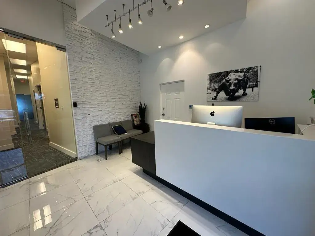 Commercial Sale for sale at 425 NW 10th Terrace, Hallandale Beach FL 33009