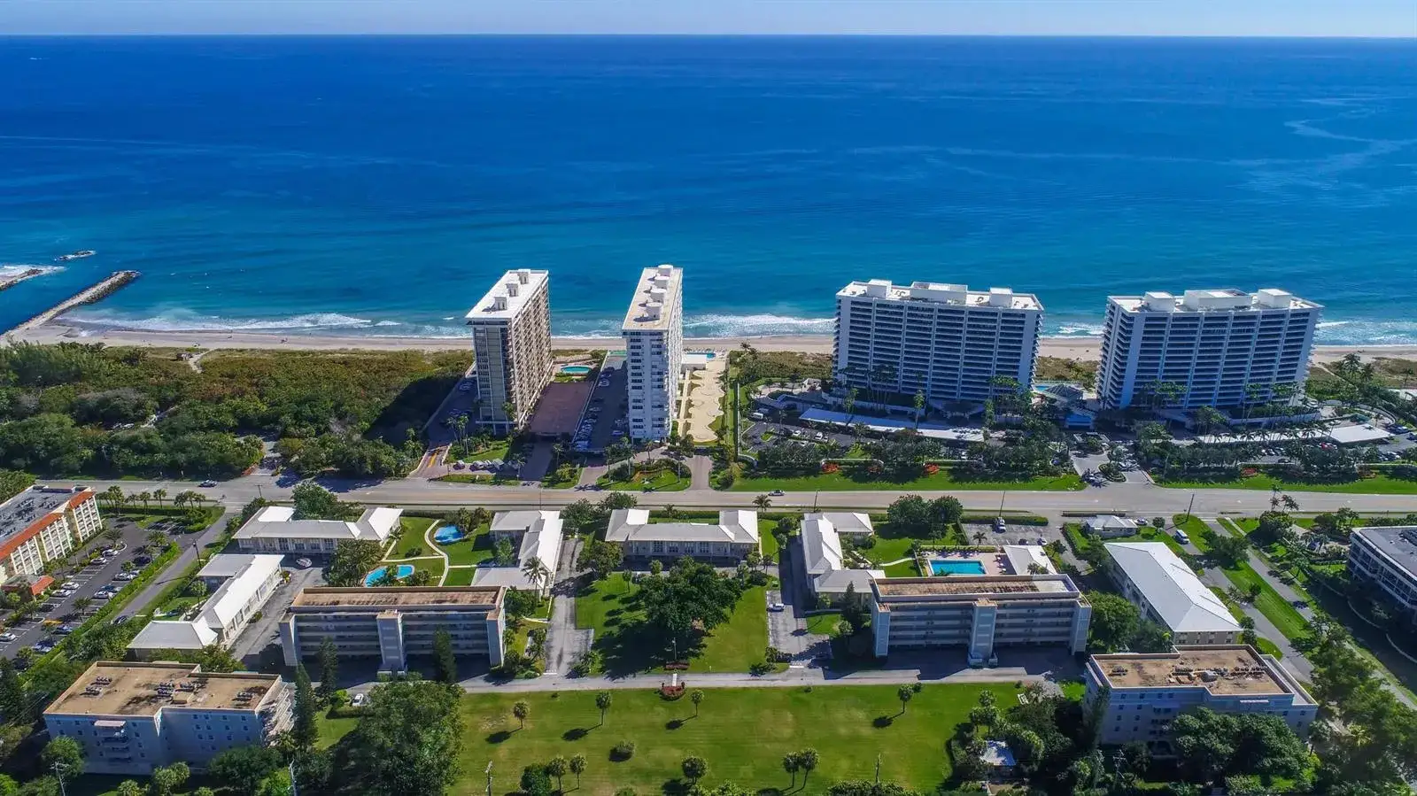 3 bedroom 2 bath Residential Lease for rent at 950 De Soto Road # 2b, Boca Raton FL 33432