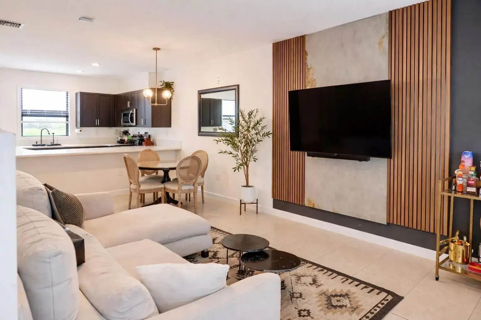 3 bedroom 2 bath Residential Lease for rent at 519 SW 19th Terrace, Fort Lauderdale FL 33312