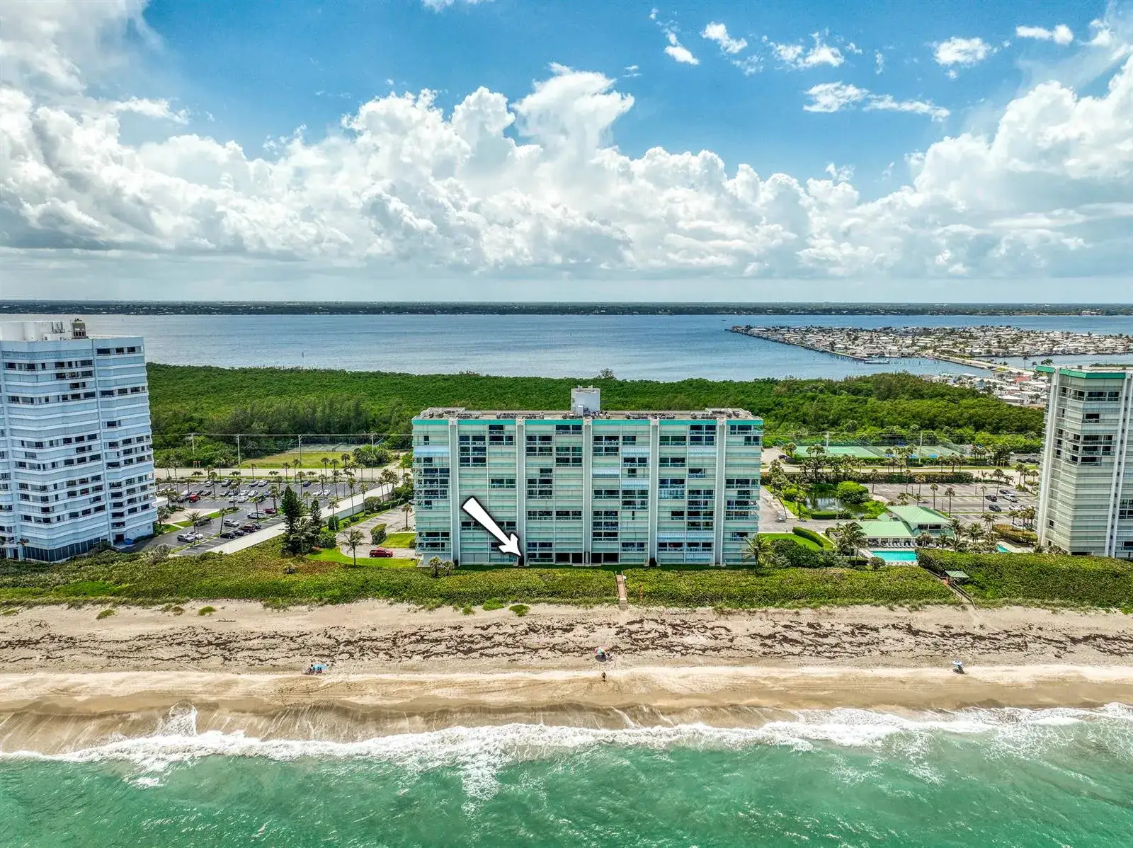 1 bedroom 2 bath Residential for sale at 9940 S Ocean Drive # G5, Jensen Beach FL 34957
