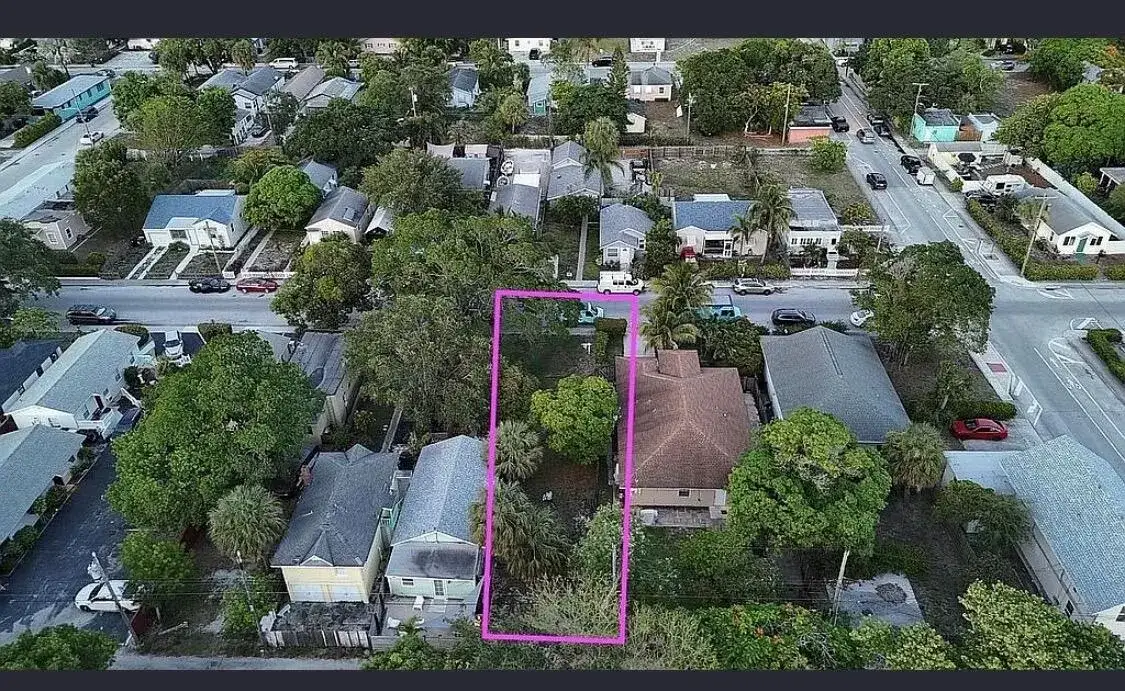Land/Boat Docks for sale at 211 N E Street, FL 33460