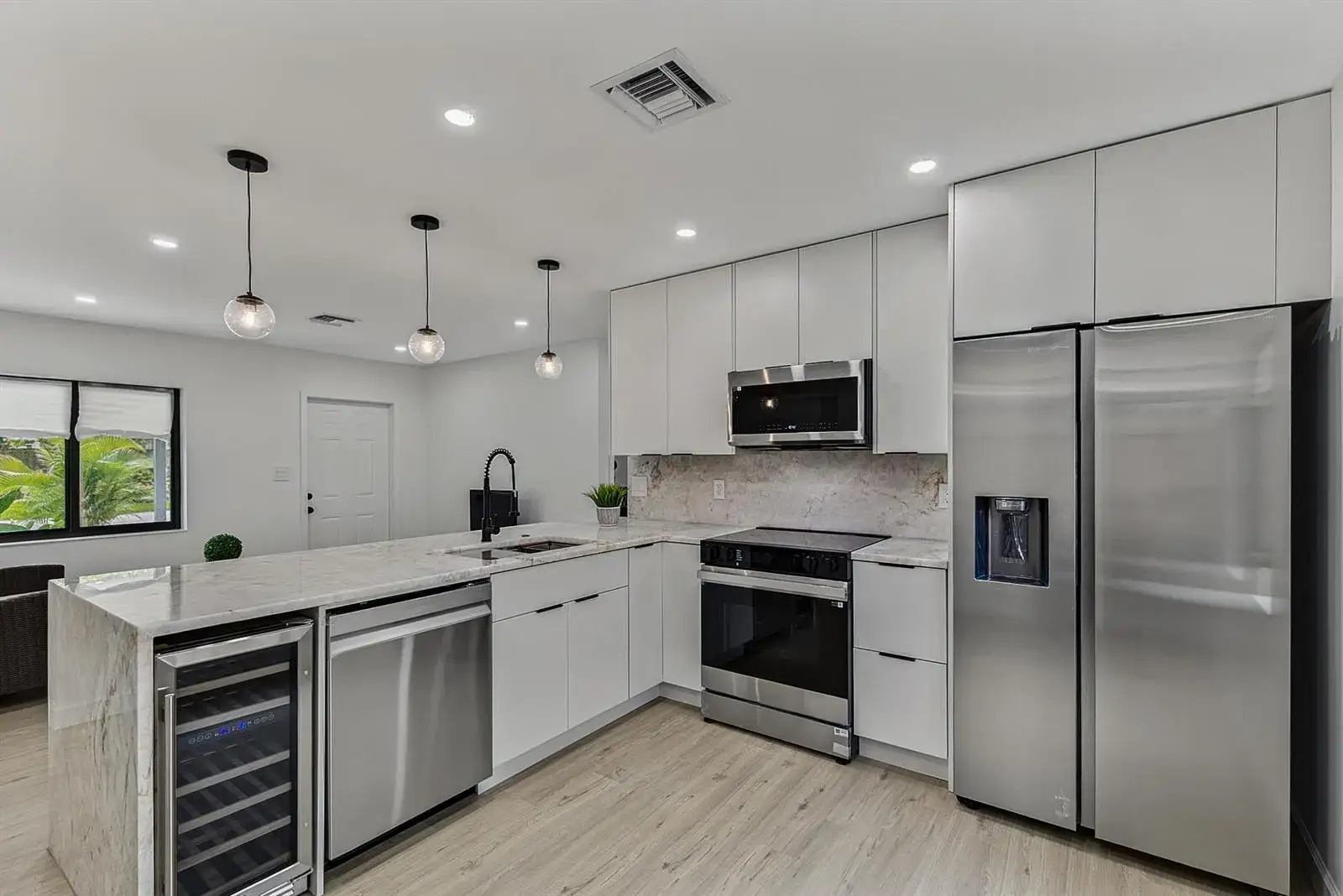 3 bedroom 2 bath Residential for sale at 1101 SW 19th Avenue, Fort Lauderdale FL 33312