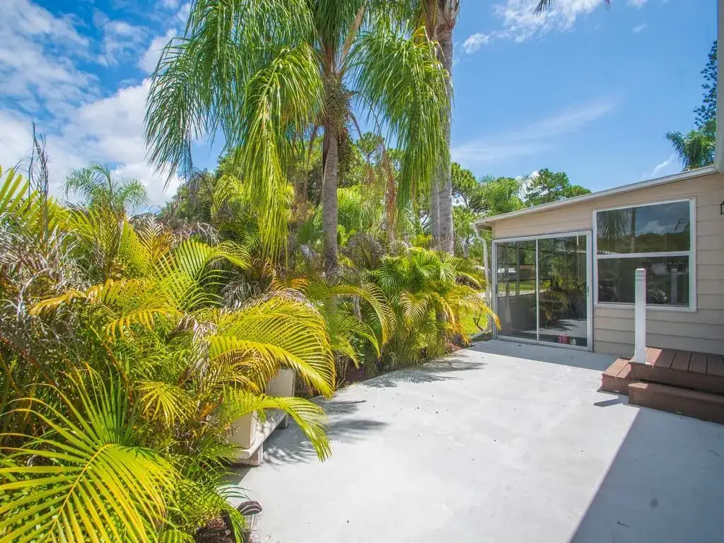 3 bedroom 2 bath Residential for sale at 78 W Caribbean, Port St. Lucie FL 34952