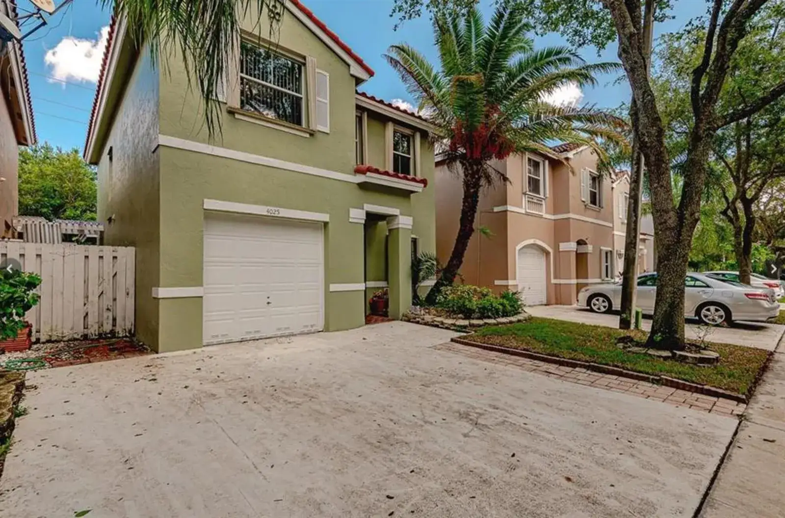 3 bedroom 2 bath Residential for sale at 4025 Tree Tops Road, Cooper City FL 33026