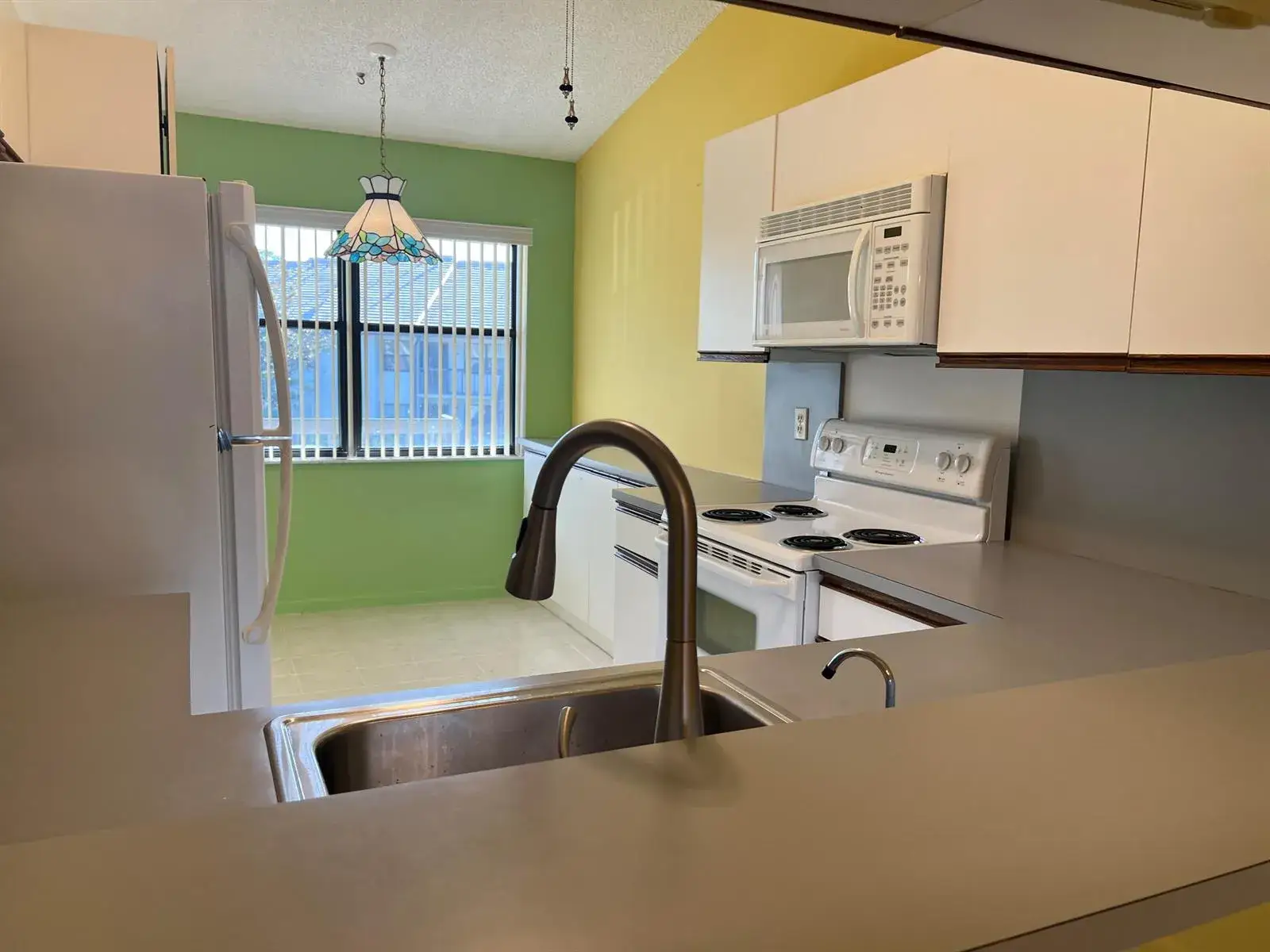 2 bedroom 2 bath Residential for sale at 7649 Tahiti Lane # 202, Lake Worth FL 33467