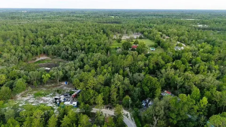 Commercial Land for sale at 121 Susan Road, FL 32640