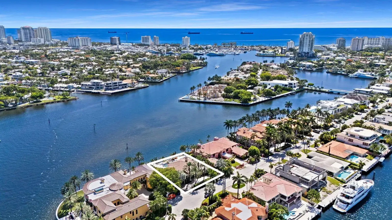 5 bedroom 5 bath Residential Lease for rent at 3 Isla Bahia Drive, Fort Lauderdale FL 33316