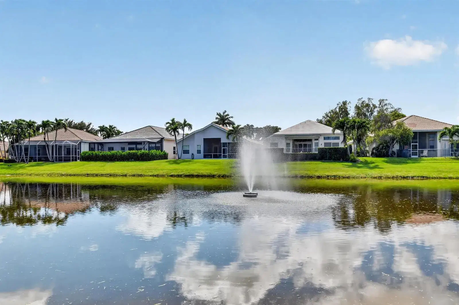 3 bedroom 2 bath Residential for sale at 109 Palm Circle, Atlantis FL 33462