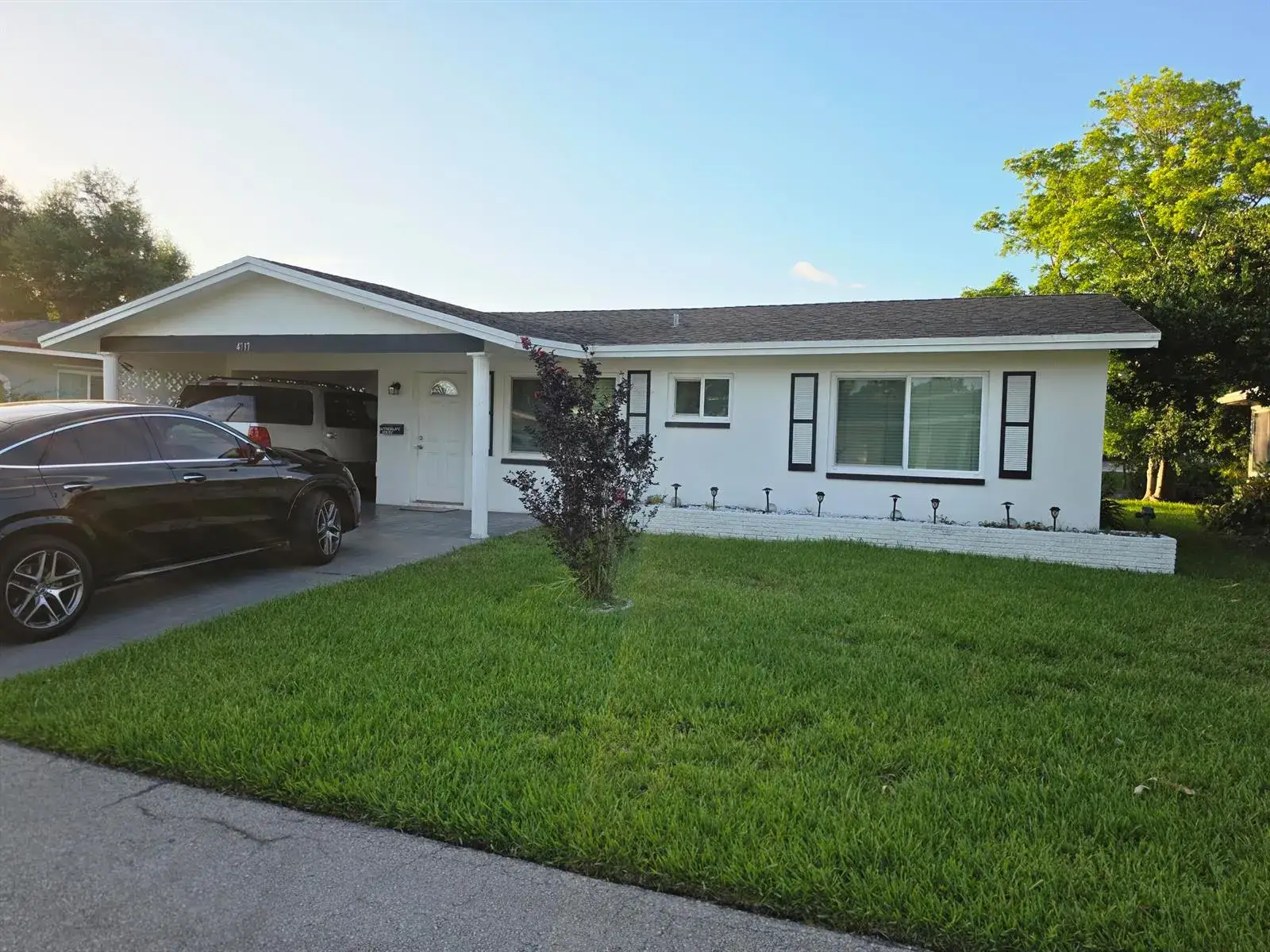 2 bedroom 2 bath Residential Lease for rent at 4717 NW 58th Street, Tamarac FL 33319