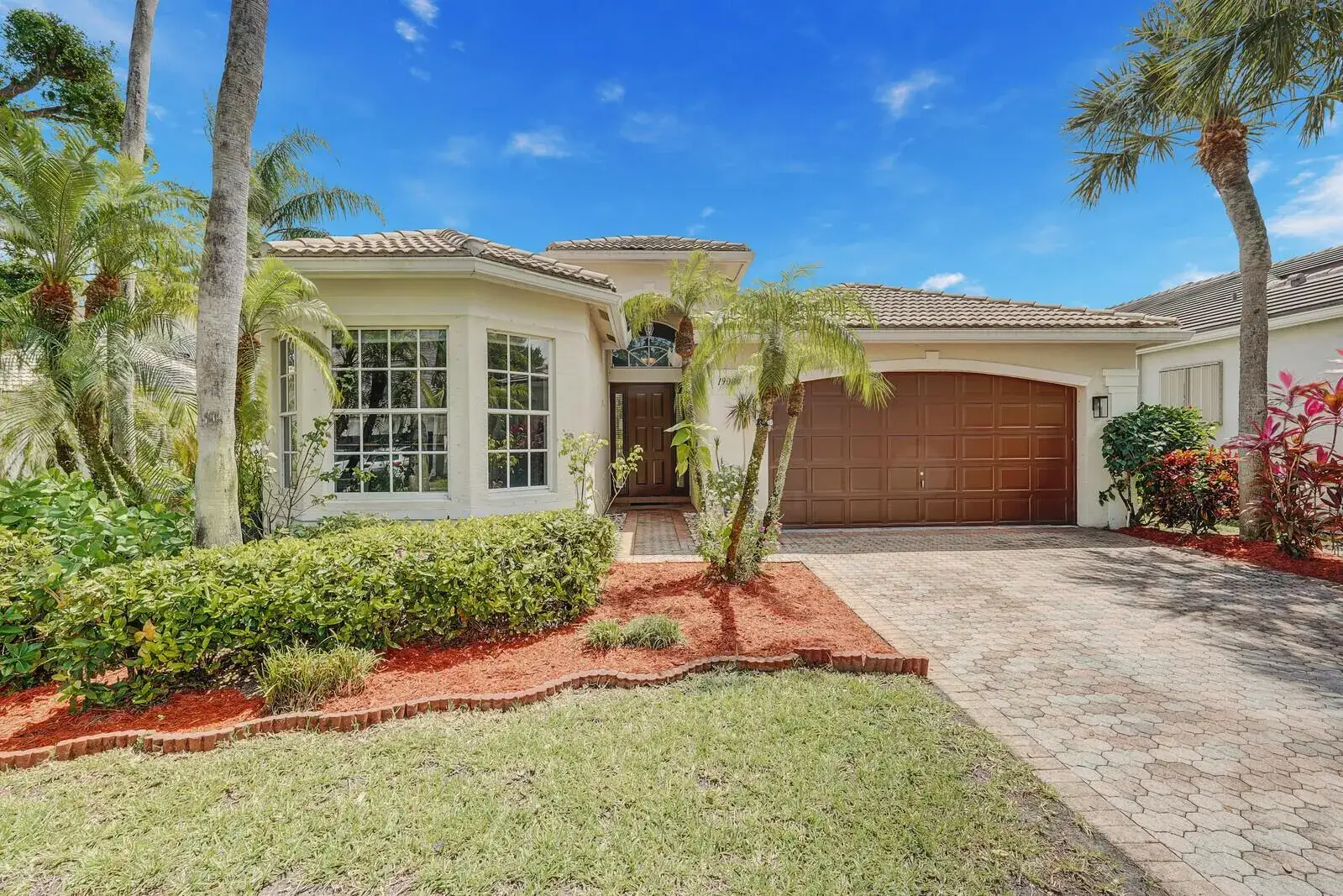 4 bedroom 3 bath Residential Lease for rent at 19084 Skyridge Circle, Boca Raton FL 33498