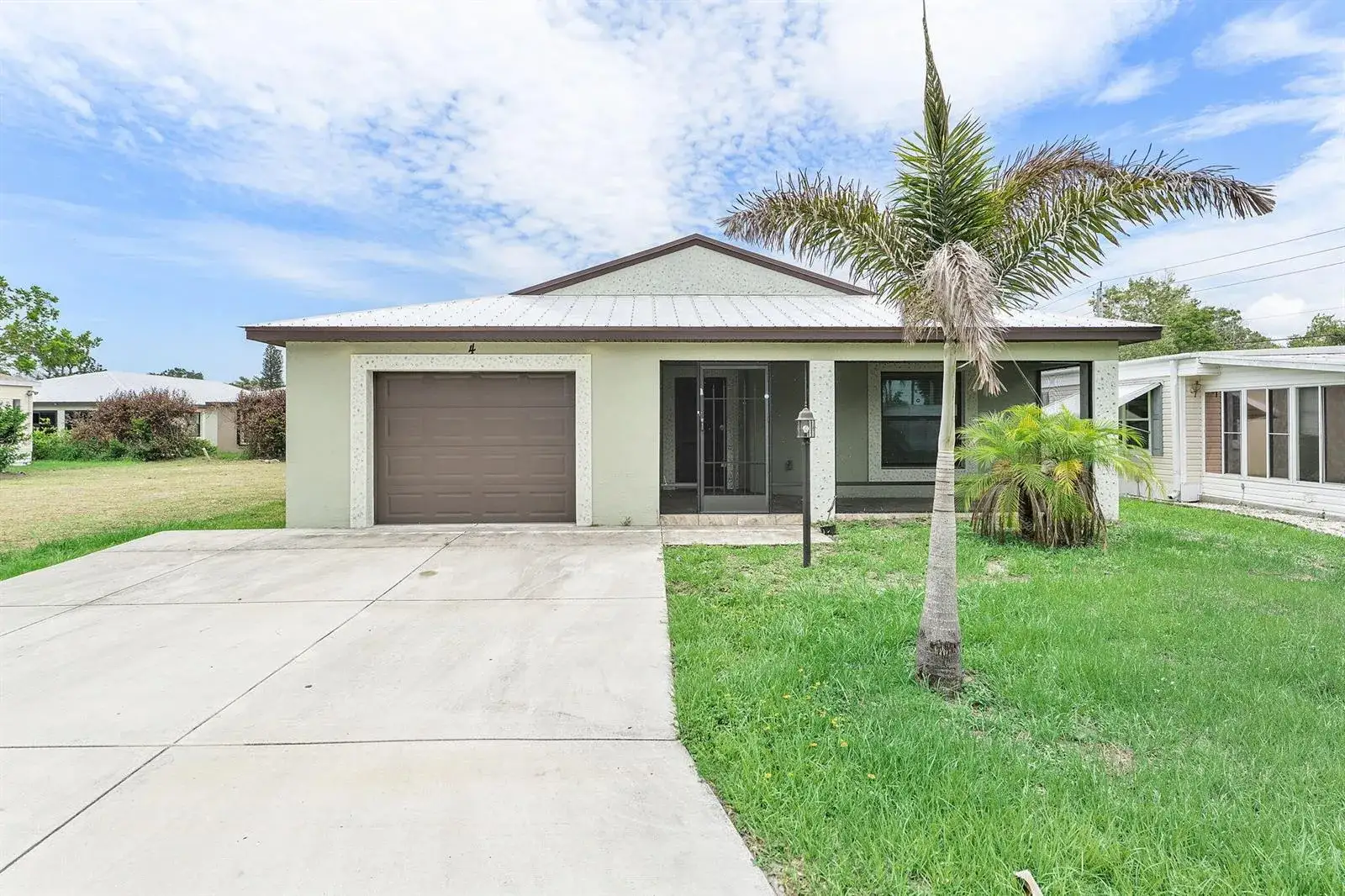 2 bedroom 2 bath Residential for sale at 4 S Alhambra S, Port St. Lucie FL 34952
