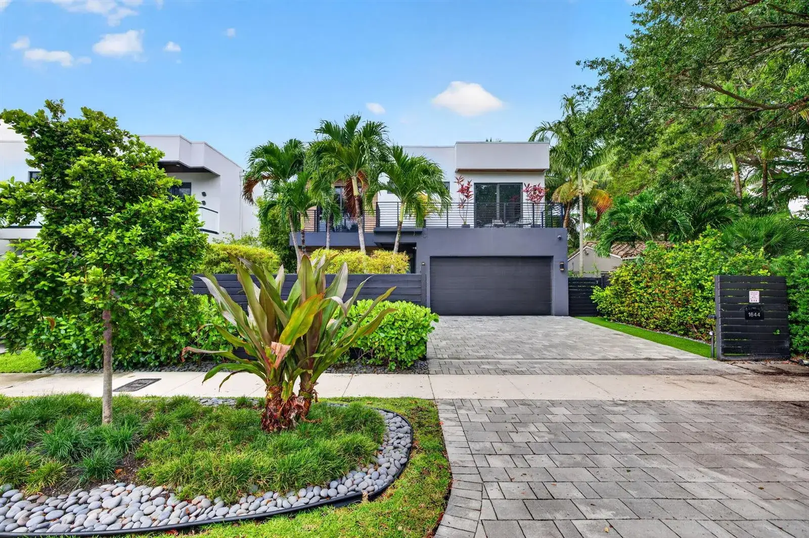 4 bedroom 4 bath Residential for sale at 1644 NE 4th Court, Fort Lauderdale FL 33301