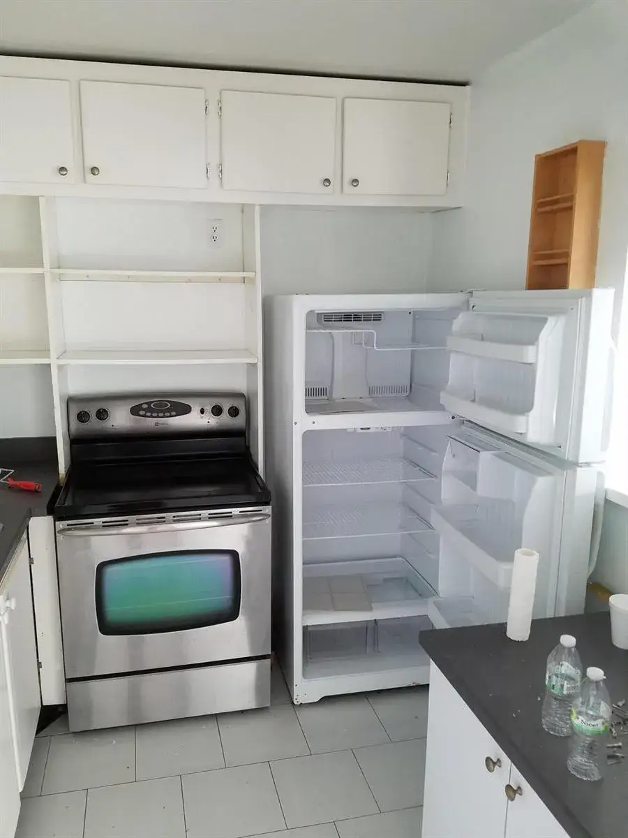 1 bedroom 1 bath Residential Lease for rent at 150 Bedford F, West Palm Beach FL 33417