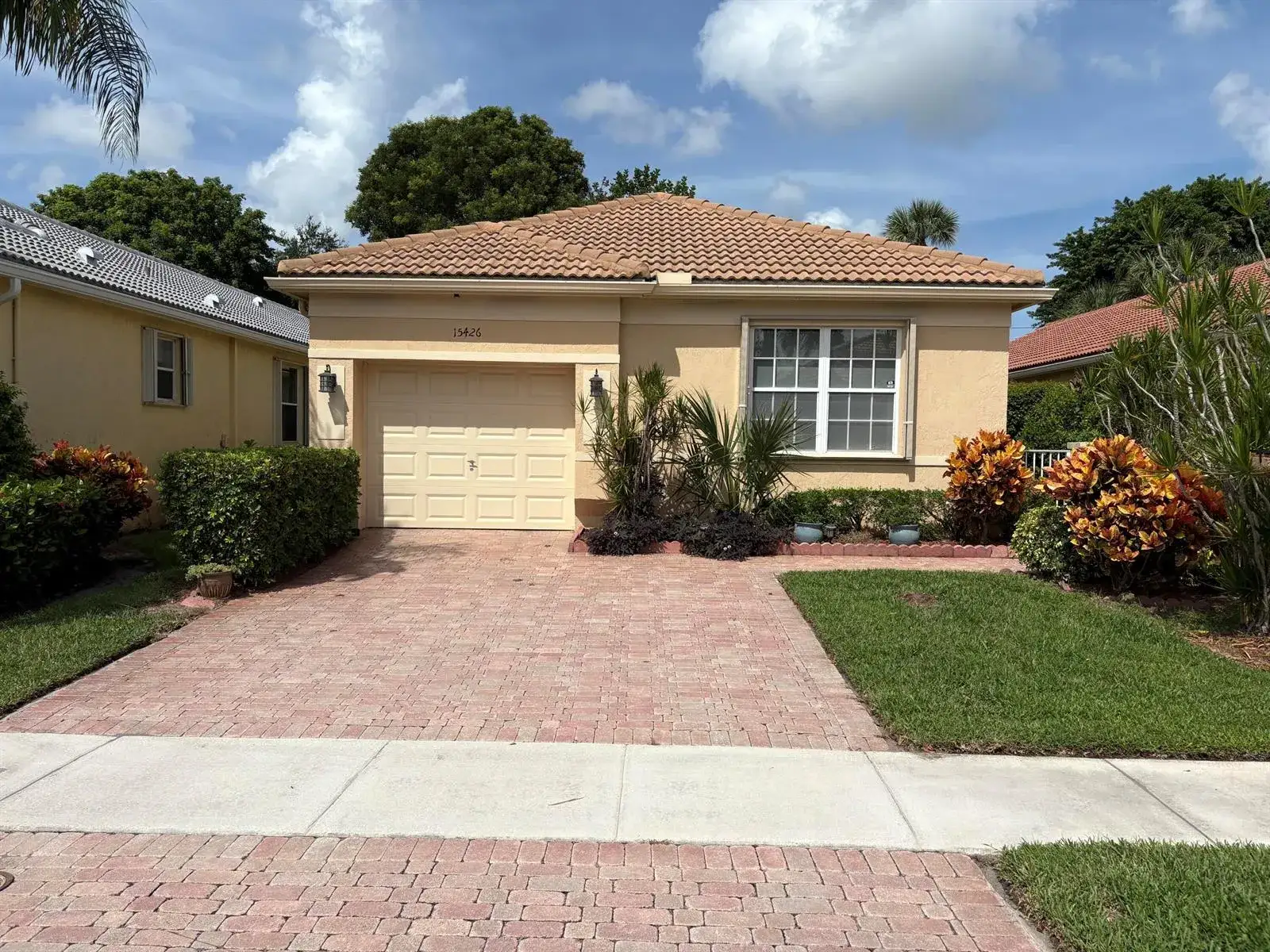 2 bedroom 2 bath Residential Lease for rent at 15426 Fiorenza Circle, Delray Beach FL 33446