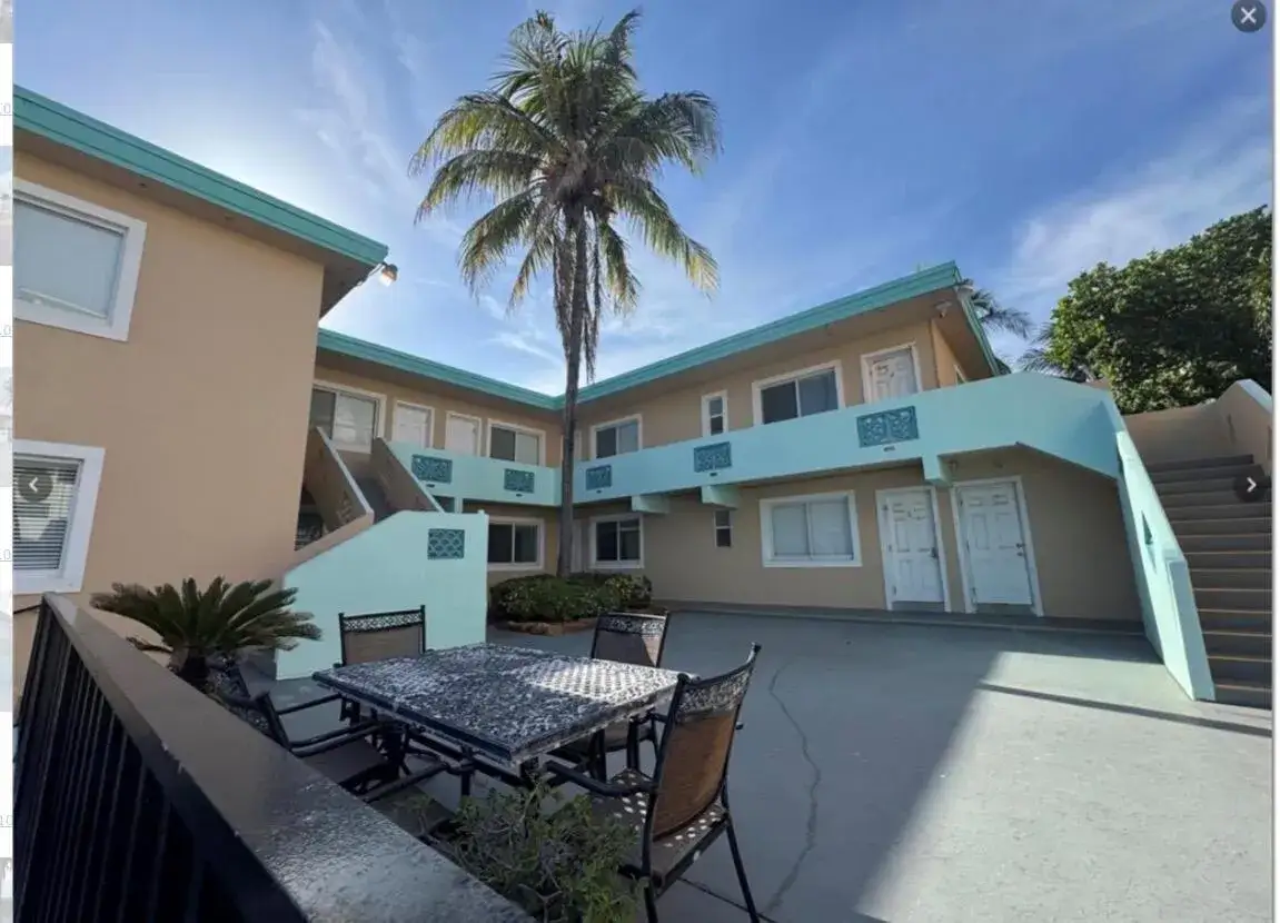 323 Monroe Street # 6, Hollywood FL 33019