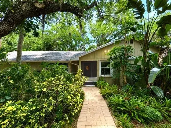 3 bedroom 2 bath Residential for sale at 255 SW Salerno Road, Stuart FL 34997