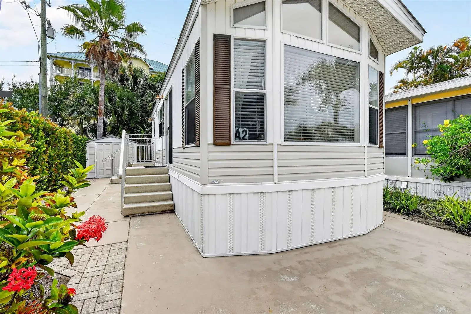 1 bedroom 1 bath Residential for sale at 900 Juno Ocean Walk # 2, Juno Beach FL 33408