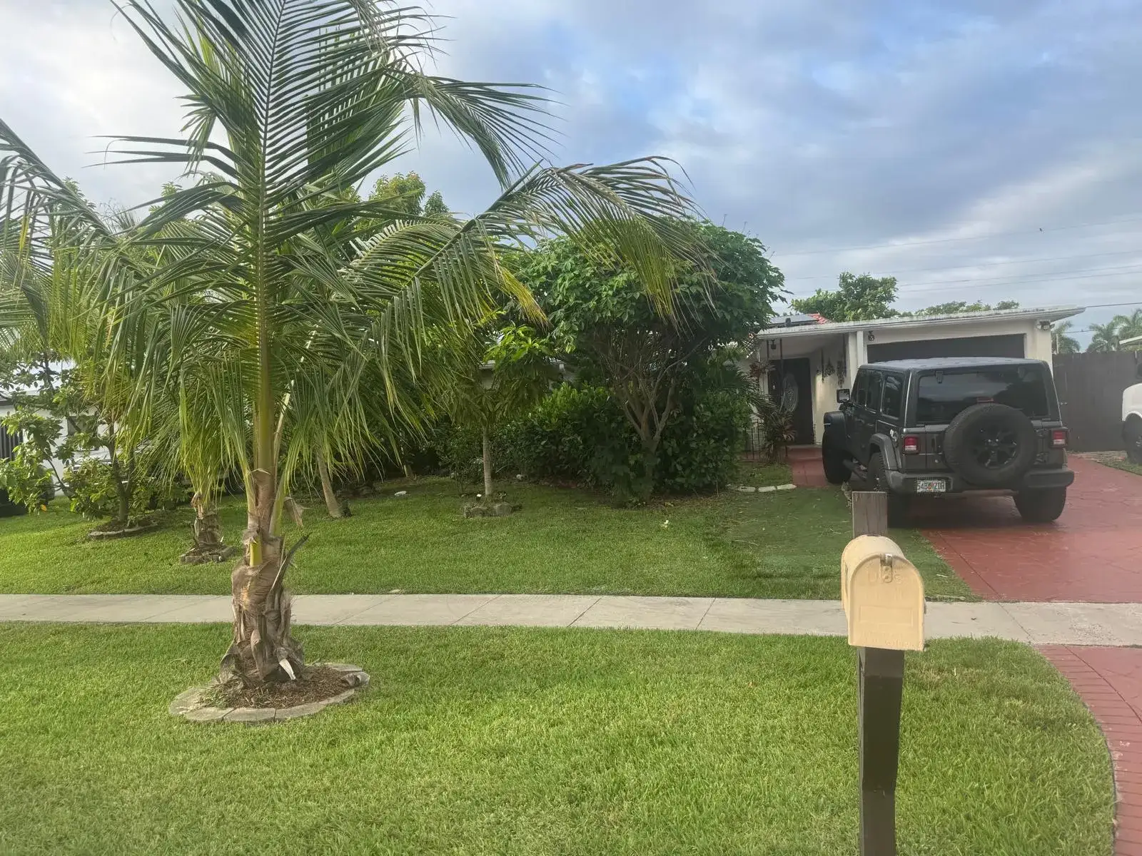 3 bedroom 2 bath Residential for sale at 6218 NW 17th Street, Margate FL 33063