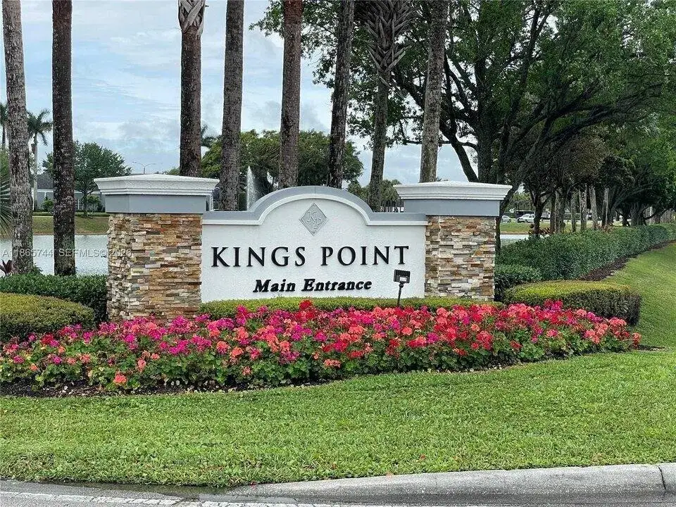 1 bedroom 1 bath Residential for sale at 318 N Seville N # 318, Delray Beach FL 33446