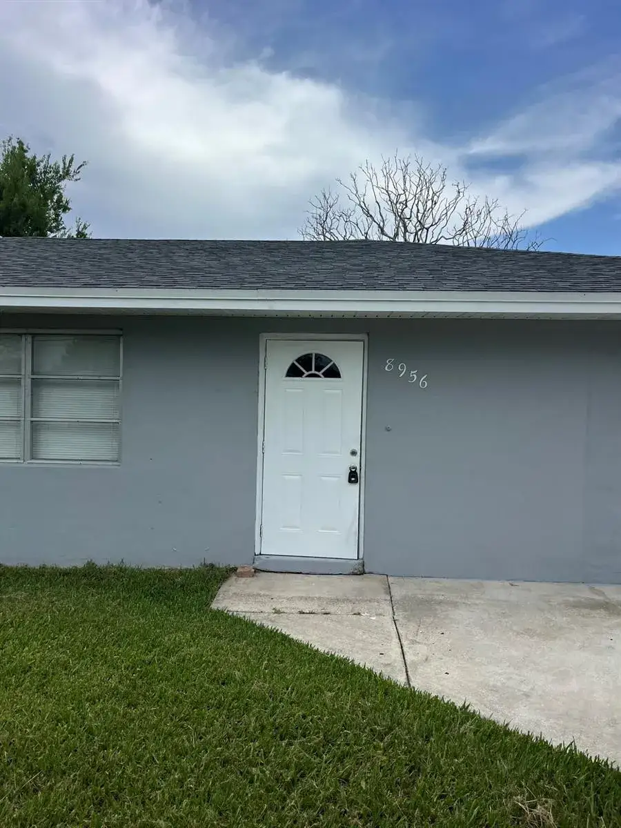 3 bedroom 2 bath Residential Lease for rent at 8956 SE 65th Way SE, Okeechobee FL 34974