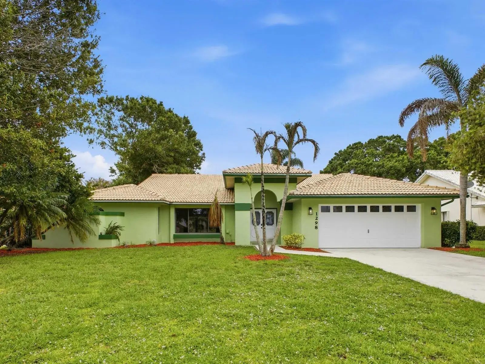 3 bedroom 2 bath Residential for sale at 1298 SW Cedar Cove, Port St. Lucie FL 34986
