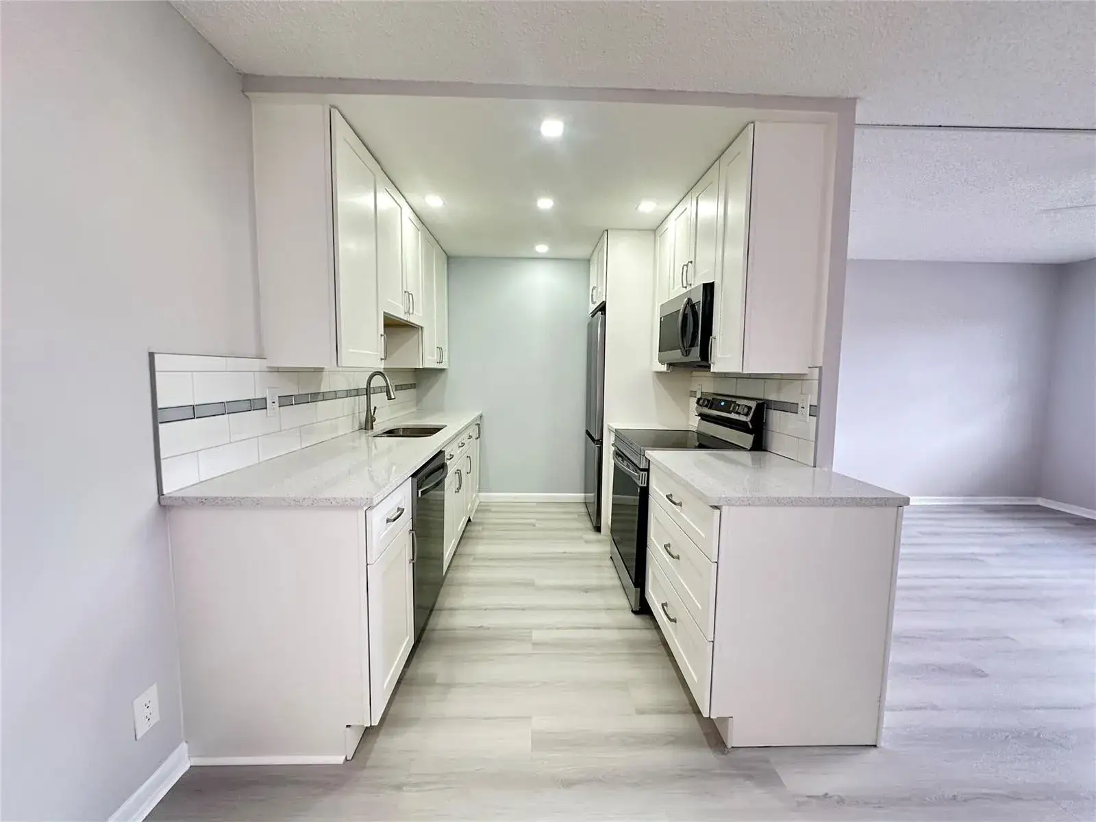 1 bedroom 1 bath Residential for sale at 2048 Newport N # 2048, Deerfield Beach FL 33442