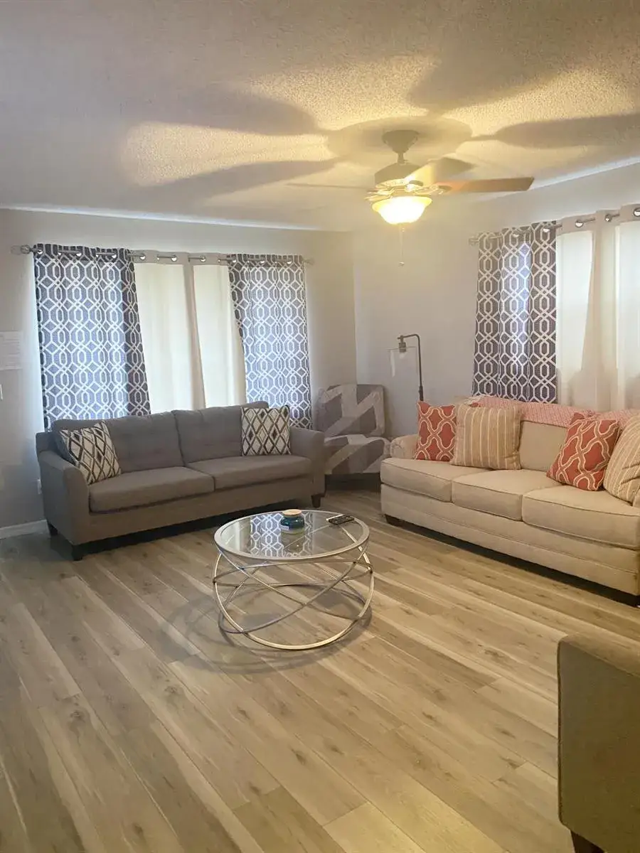 3 bedroom 2 bath Residential Lease for rent at 9225 101st Avenue, Vero Beach FL 32967