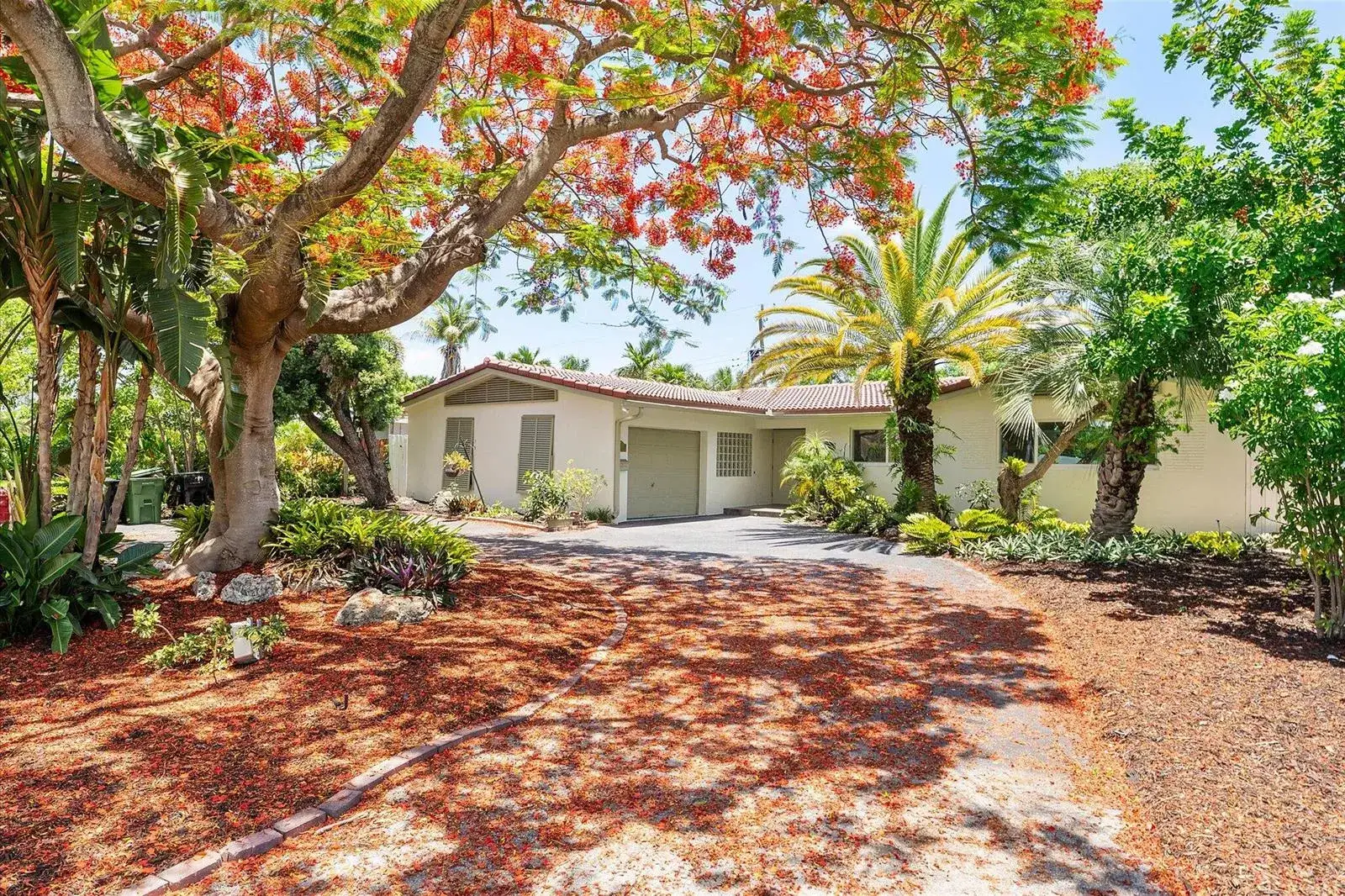 4 bedroom 2 bath Residential for sale at 5200 NE 18th Terrace, Fort Lauderdale FL 33308