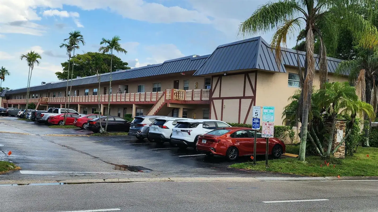 2 bedroom 2 bath Residential Lease for rent at 9374 SW 3rd Street # 707, Boca Raton FL 33428