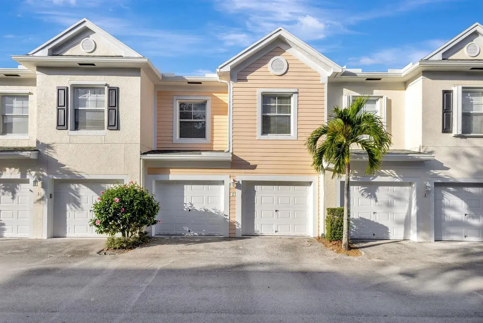 3 bedroom 2 bath Residential for sale at 826 Dakota Drive # 102, Jupiter FL 33458