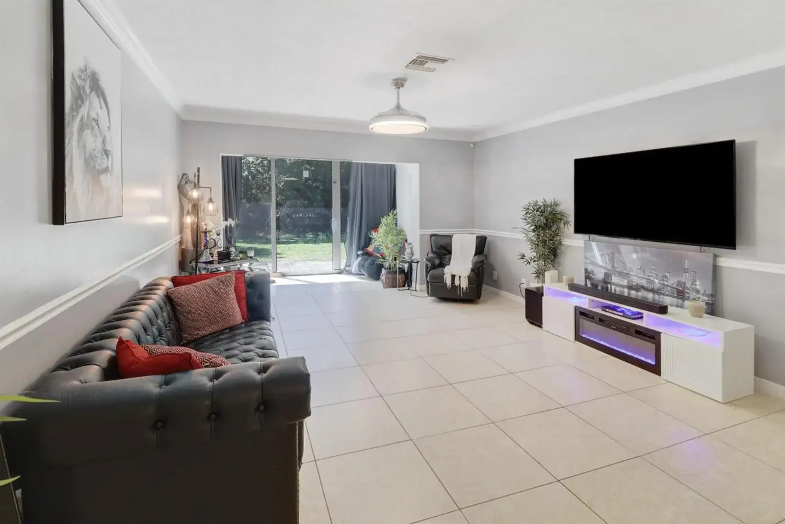 3 bedroom 2 bath Residential for sale at 1904 Palmland Drive # 3, Boynton Beach FL 33436