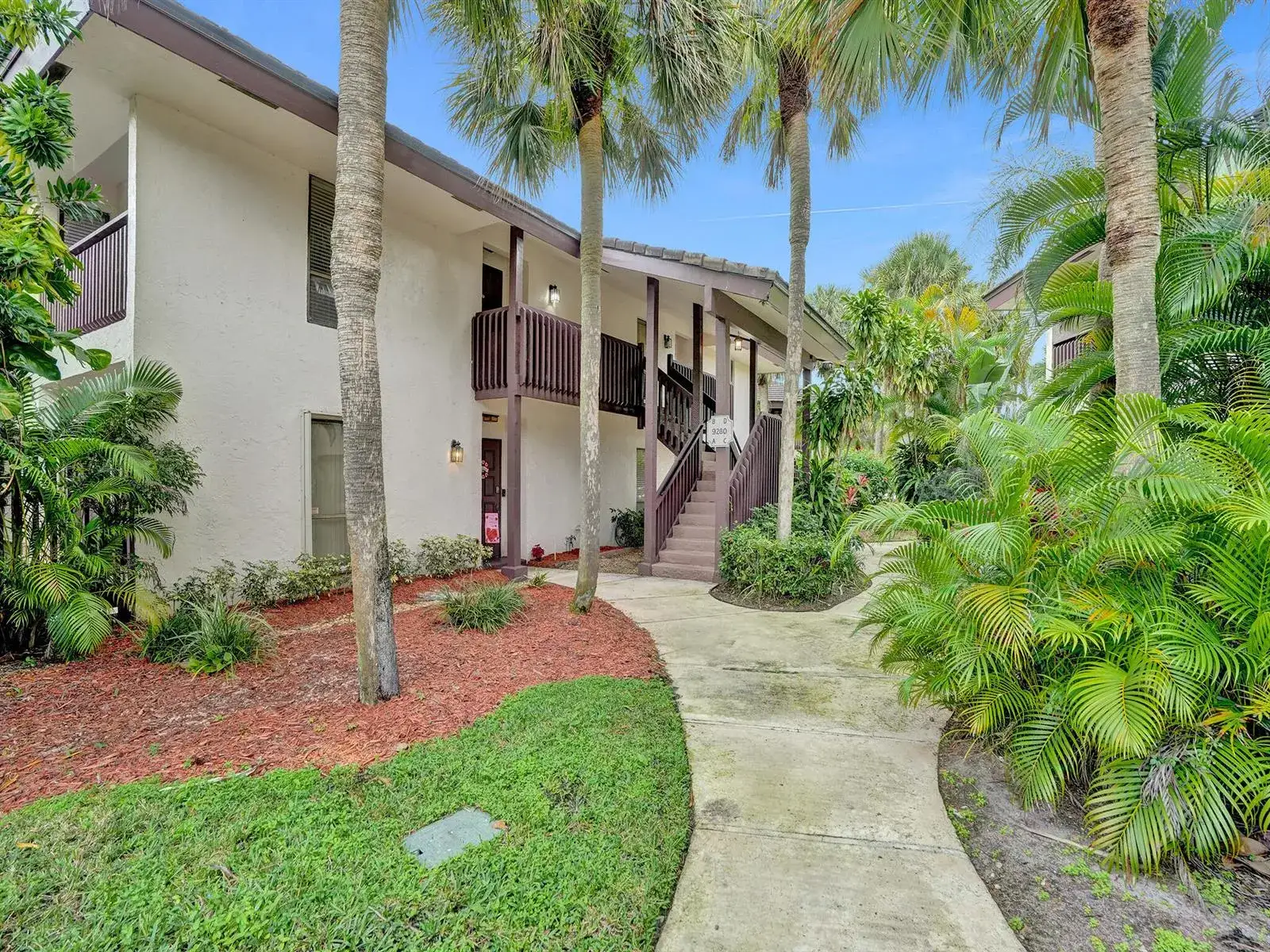 2 bedroom 2 bath Residential Lease for rent at 9280 Sabal Ridge Circle # B, Boca Raton FL 33428