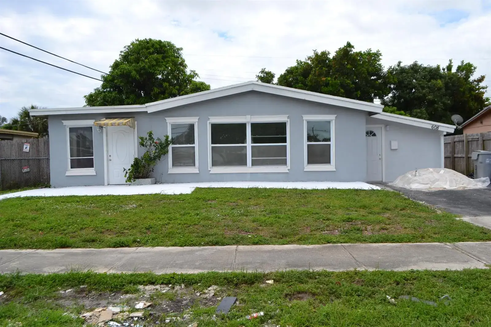 608 NW 20th Court, Pompano Beach FL 33060