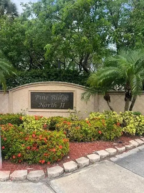 2 bedroom 2 bath Residential for sale at 628 Sea Pine Way # H1, FL 33415