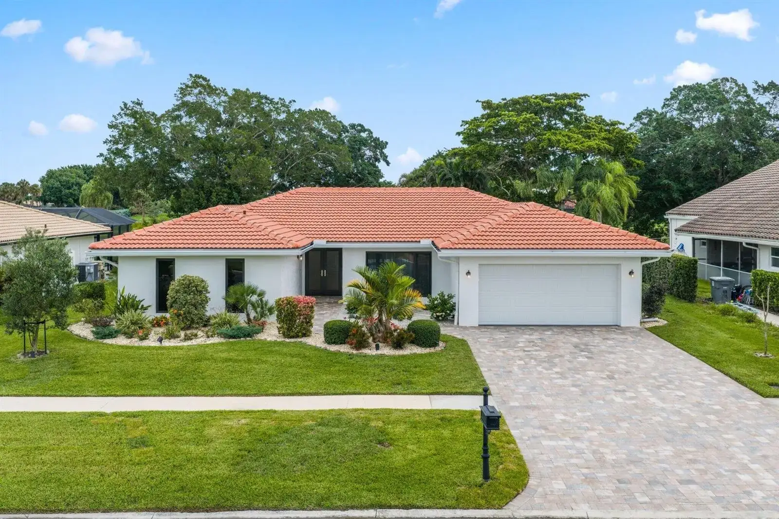 3 bedroom 2 bath Residential for sale at 20195 Back 9 Drive, Boca Raton FL 33498