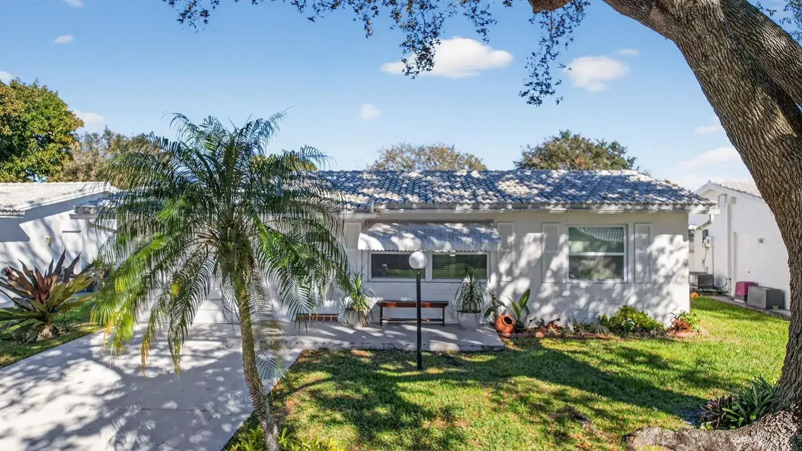 8845 NW 14th Street, Plantation FL 33322