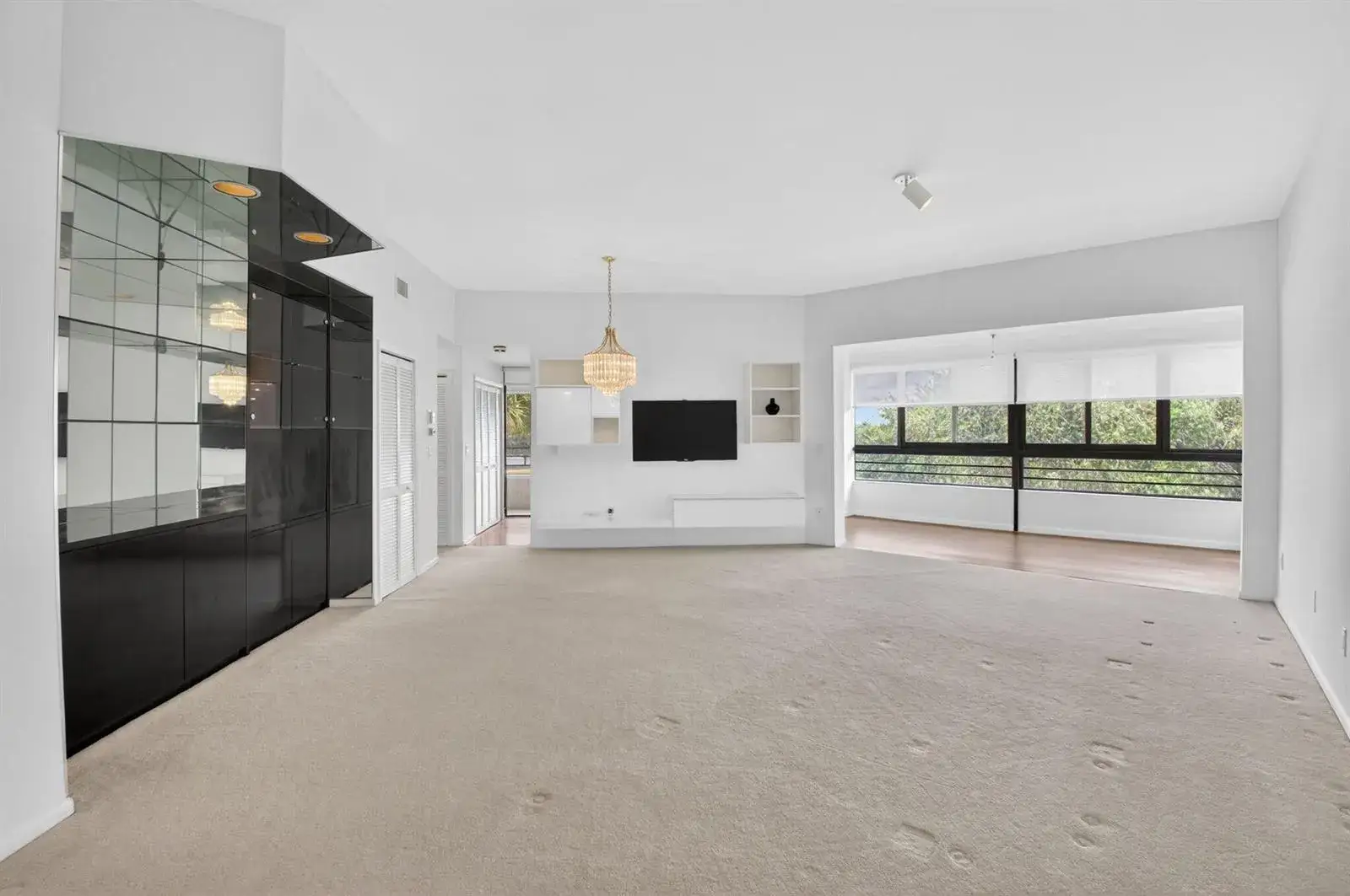 2 bedroom 2 bath Residential for sale at 7460 La Paz Boulevard # 306, Boca Raton FL 33433