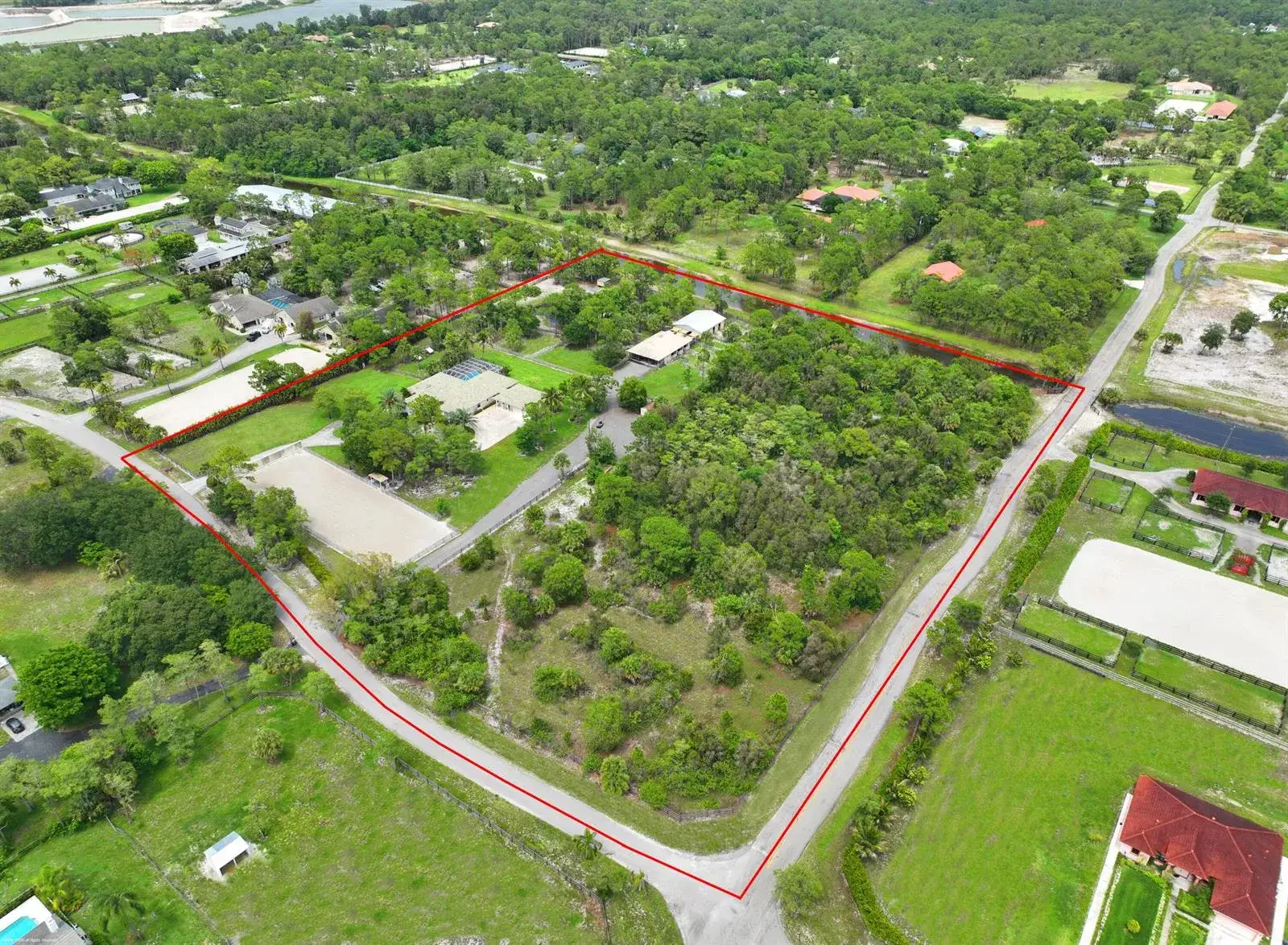 4 bedroom 3 bath Residential for sale at 2560 Buck Ridge Trail, Loxahatchee FL 33470
