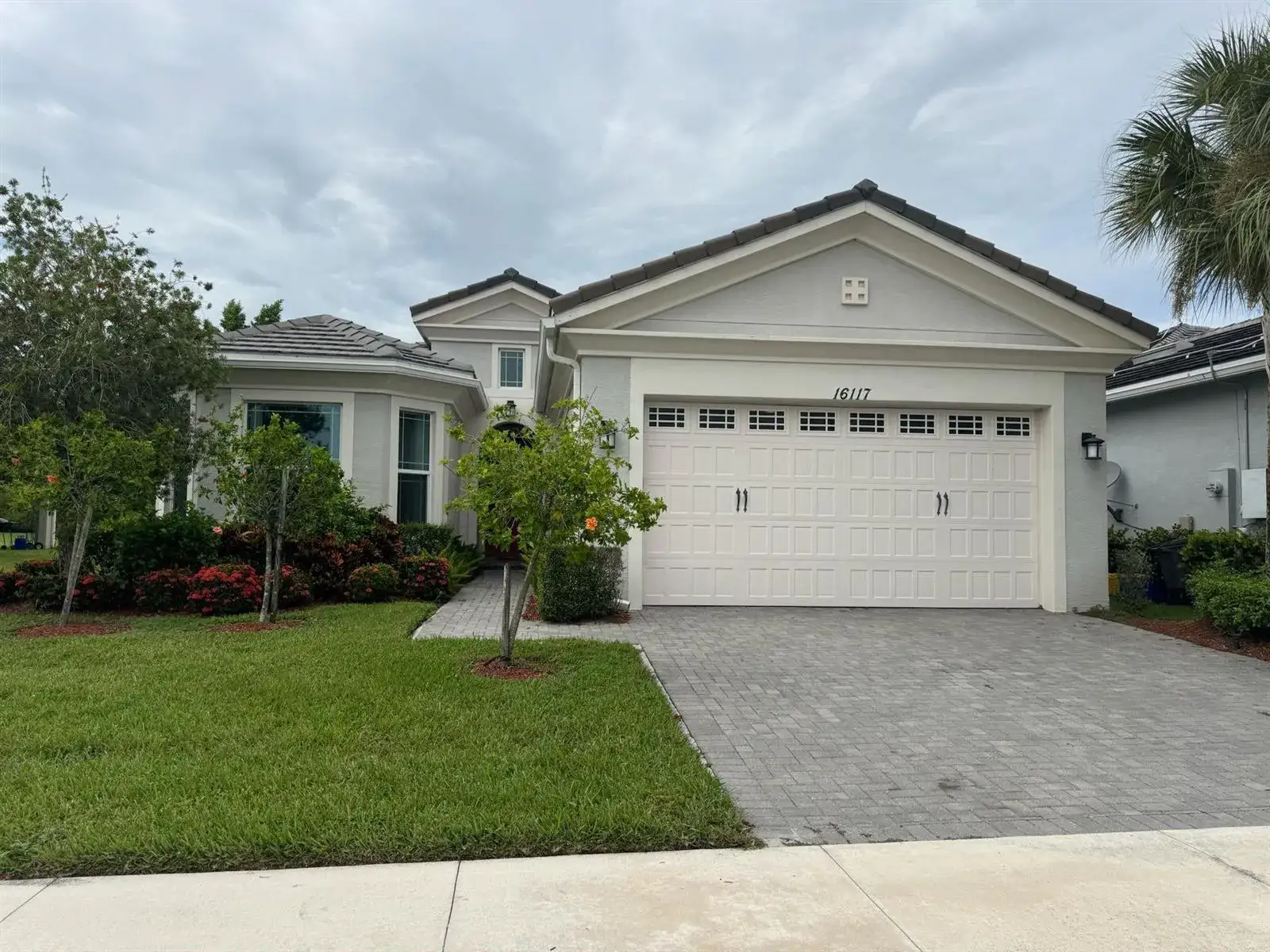 3 bedroom 2 bath Residential Lease for rent at 16117 Whippoorwill Circle, FL 33470