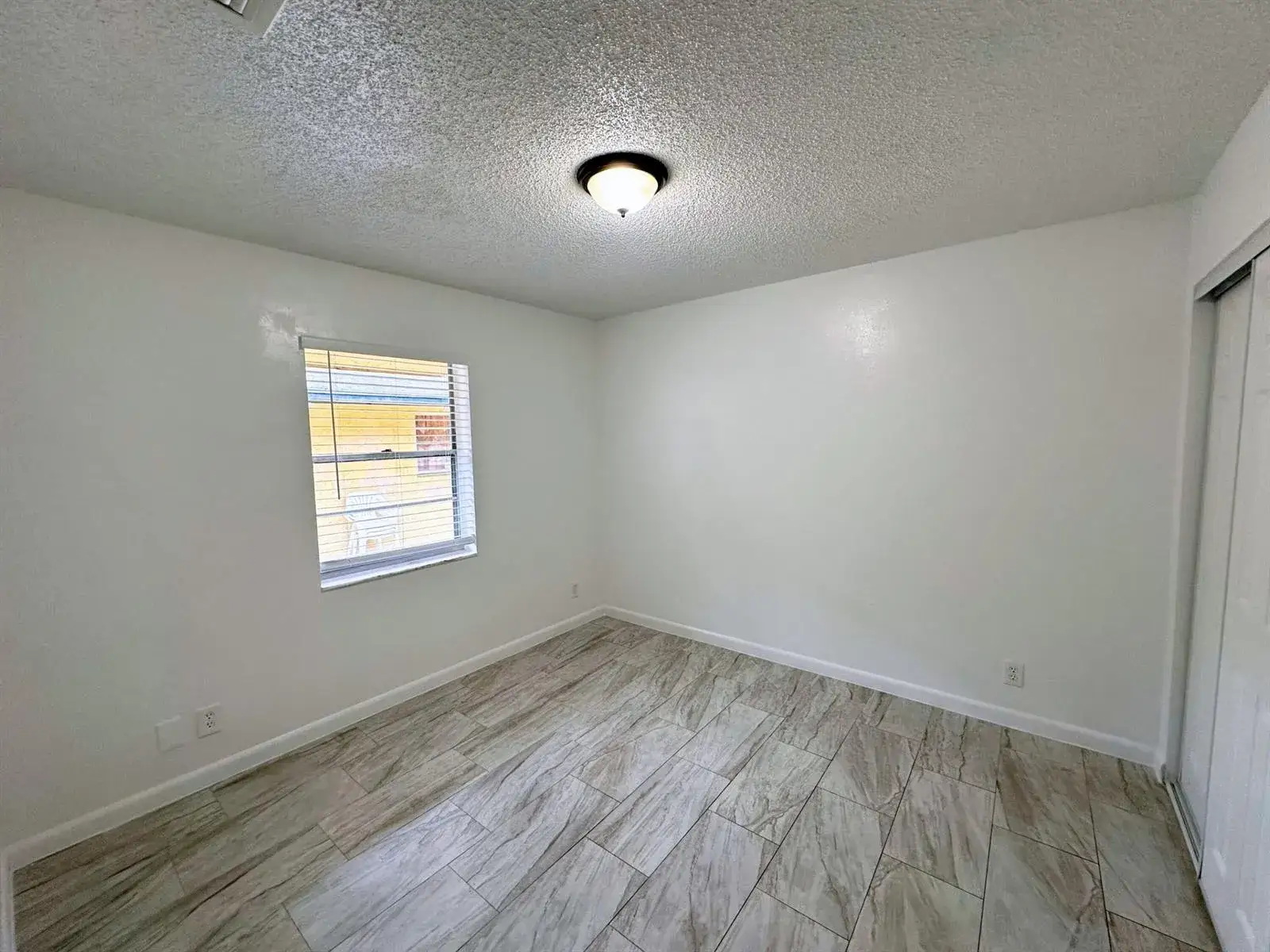 2 bedroom 2 bath Residential Lease for rent at 329 Melody Lane, Lantana FL 33462